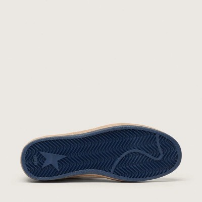 Golden Goose Ball Star Wishes In White Nappa Leather With A Bright Blue Star And Heel Tab Golden Goose Ball Star Wishes In White Nappa Leather With A Bright Blue Star And Heel Tab