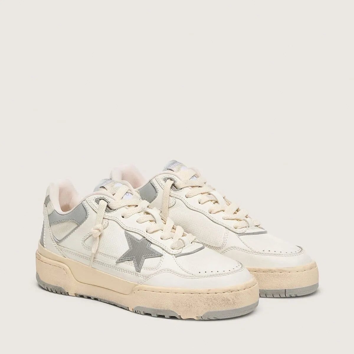 Golden Goose Forty2 With Grey Star And White Leather Heel Tab Golden Goose Forty2 With Grey Star And White Leather Heel Tab