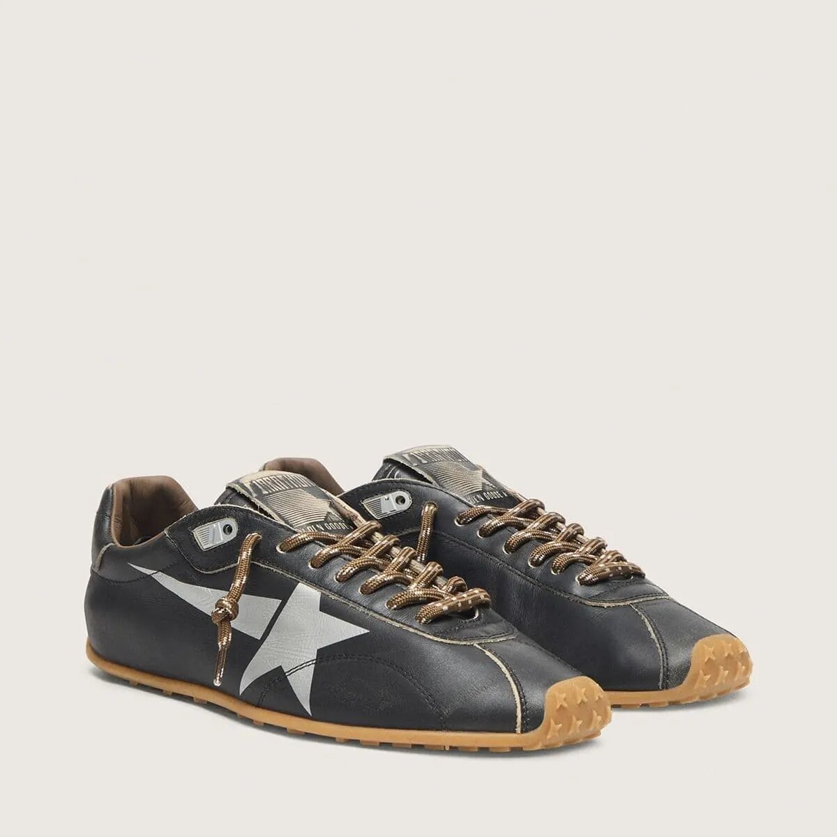 Golden Goose Marathon Speed With Black Leather Upper And Silver Star Golden Goose Marathon Speed With Black Leather Upper And Silver Star