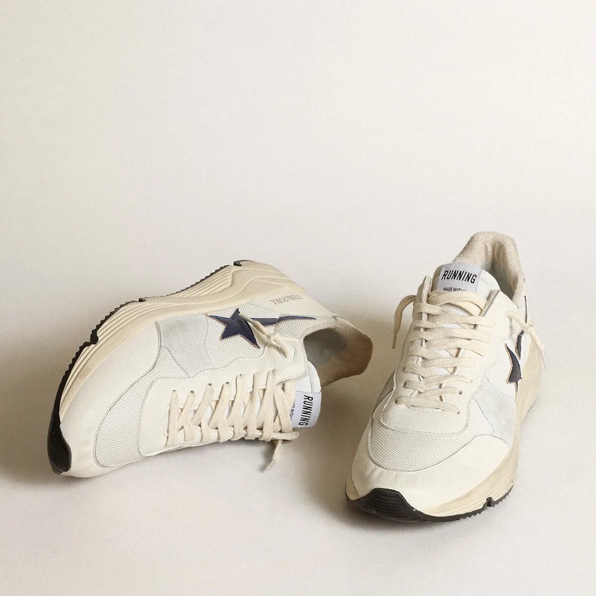 Golden Goose Running Sole In White Leather And Mesh With Blue Laminated Leather Star Golden Goose Running Sole In White Leather And Mesh With Blue Laminated Leather Star