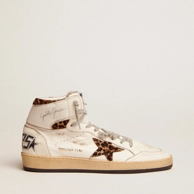 Golden Goose Sky-Star Sneakers With Signature On The Ankle And Leopard-Print Pony Skin Inserts Golden Goose Sky-Star Sneakers With Signature On The Ankle And Leopard-Print Pony Skin Inserts