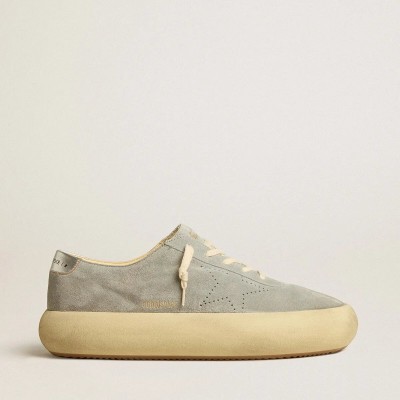 Golden Goose Space-Star In Ice-Gray Suede With Perforated Star Golden Goose Space-Star In Ice-Gray Suede With Perforated Star