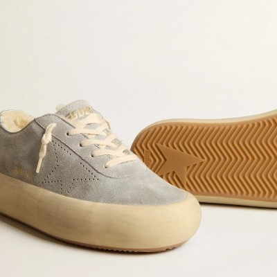 Golden Goose Space-Star In Ice-Gray Suede With Shearling Lining Golden Goose Space-Star In Ice-Gray Suede With Shearling Lining