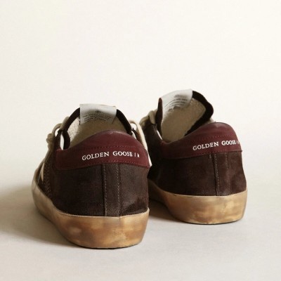 Golden Goose Super-Star Penstar In Brown Suede With A Platinum Star Golden Goose Super-Star Penstar In Brown Suede With A Platinum Star