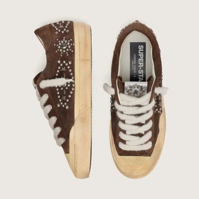 Golden Goose Super-Star Penstar In Brown Suede With Studs Golden Goose Super-Star Penstar In Brown Suede With Studs