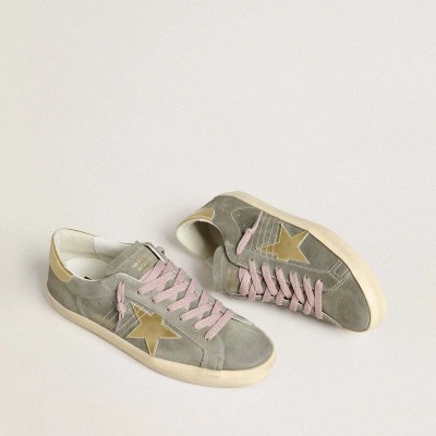 Golden Goose Super-Star In Gray Suede With Gold Metallic Leather Star And Heel Tab Golden Goose Super-Star In Gray Suede With Gold Metallic Leather Star And Heel Tab