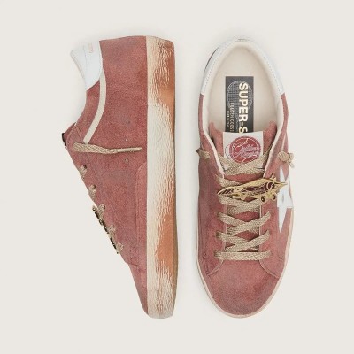 Golden Goose Super-Star In Rust Suede With Metallic Platinum Leather Star Golden Goose Super-Star In Rust Suede With Metallic Platinum Leather Star