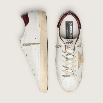 Golden Goose Super-Star With Sand Suede Star And Red Croc-Print Leather Heel Tab Golden Goose Super-Star With Sand Suede Star And Red Croc-Print Leather Heel Tab
