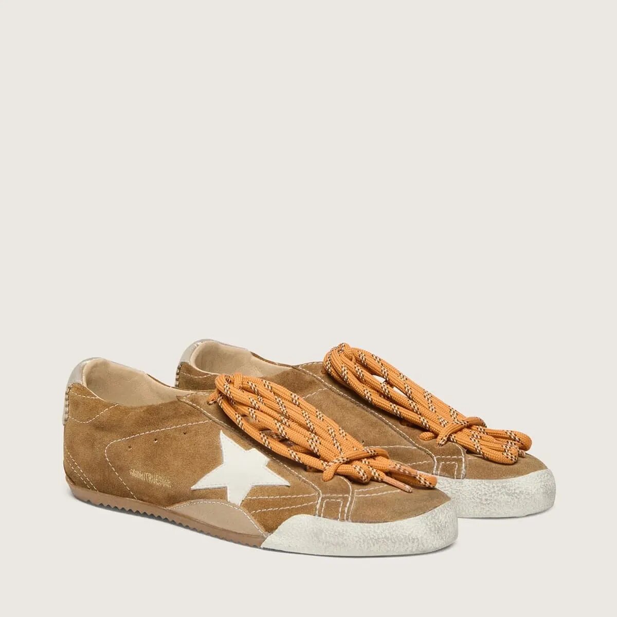 Golden Goose True-Star In Tobacco-Colored Suede With White Star And Platinum Heel Tab Golden Goose True-Star In Tobacco-Colored Suede With White Star And Platinum Heel Tab