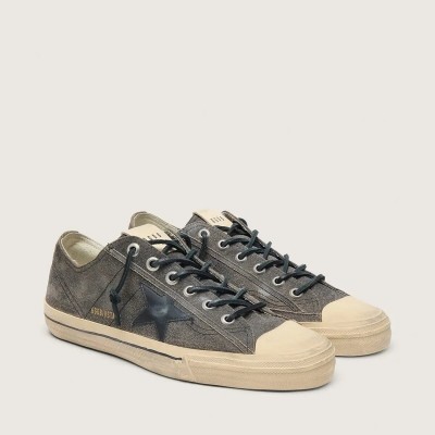 Golden Goose V-Star In Black Suede With Black Leather Star Golden Goose V-Star In Black Suede With Black Leather Star