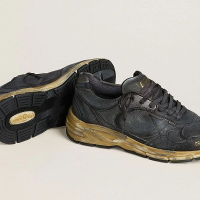 Golden Goose Dad-Star In Black Naplak And Crackle Leather With Black Star And Heel Tab Golden Goose Dad-Star In Black Naplak And Crackle Leather With Black Star And Heel Tab