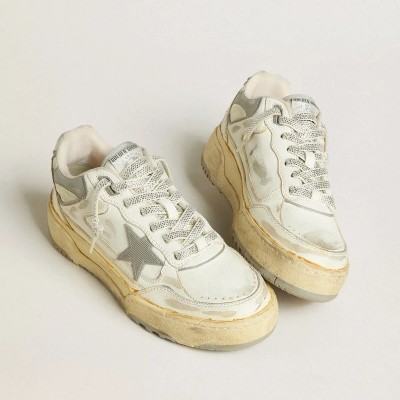 Golden Goose Forty2 In White Leather With Laces With Swarovski Crystals And Gray Tpu Star Golden Goose Forty2 In White Leather With Laces With Swarovski Crystals And Gray Tpu Star