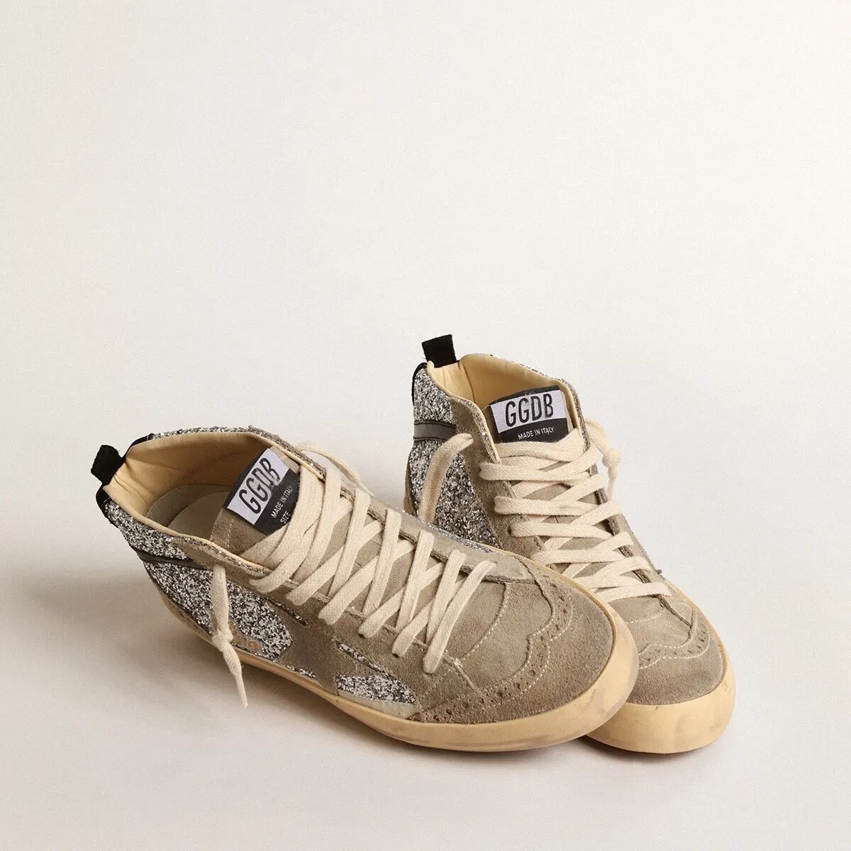 Golden Goose Mid Star In Silver Glitter With Suede Star And Black Flash Golden Goose Mid Star In Silver Glitter With Suede Star And Black Flash