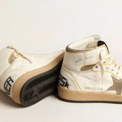 Golden Goose Sky-Star In White Nappa Leather With Dove-Gray Suede Star Golden Goose Sky-Star In White Nappa Leather With Dove-Gray Suede Star