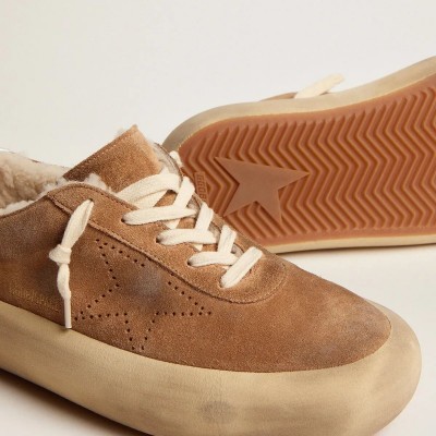 Golden Goose Space-Star In Tobacco-Colored Suede With Shearling Lining Golden Goose Space-Star In Tobacco-Colored Suede With Shearling Lining