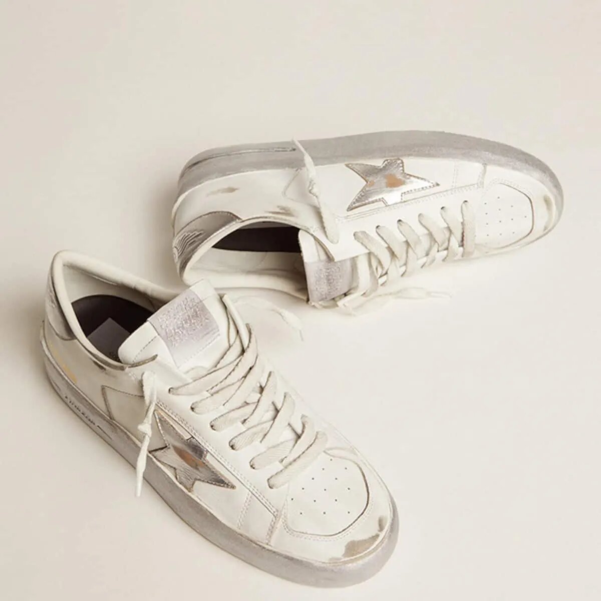 Golden Goose Stardan Sneakers With Silver Metallic Leather Star And Heel Tab Golden Goose Stardan Sneakers With Silver Metallic Leather Star And Heel Tab