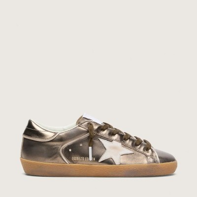 Golden Goose Super-Star Ltd In Olive-Green Laminated Leather With White Star Golden Goose Super-Star Ltd In Olive-Green Laminated Leather With White Star