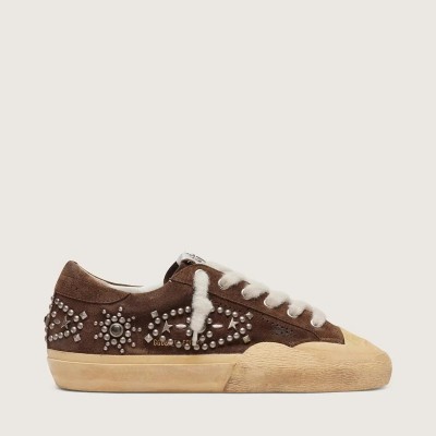 Golden Goose Super-Star Penstar In Brown Suede With Studs Golden Goose Super-Star Penstar In Brown Suede With Studs