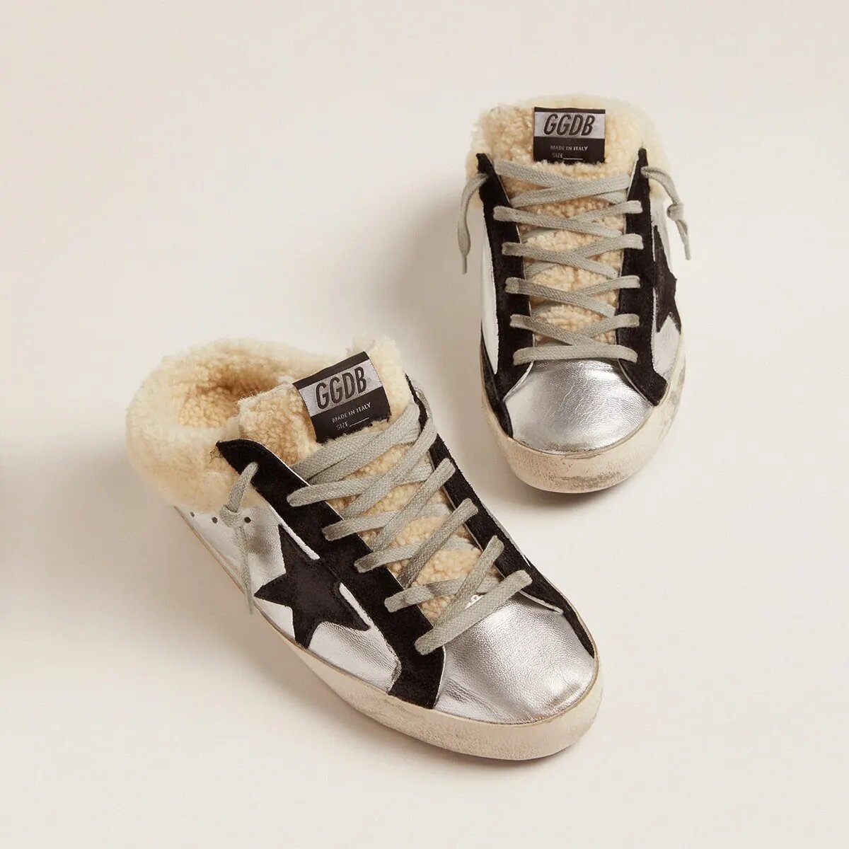 Golden Goose Super-Star Sabot In Silver Laminated Leather With Black Star Golden Goose Super-Star Sabot In Silver Laminated Leather With Black Star