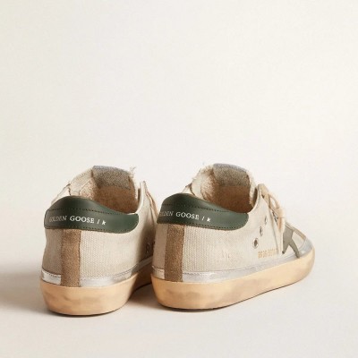 Golden Goose Super-Star In Gray Canvas With A Green Leather Star And Heel Tab Golden Goose Super-Star In Gray Canvas With A Green Leather Star And Heel Tab