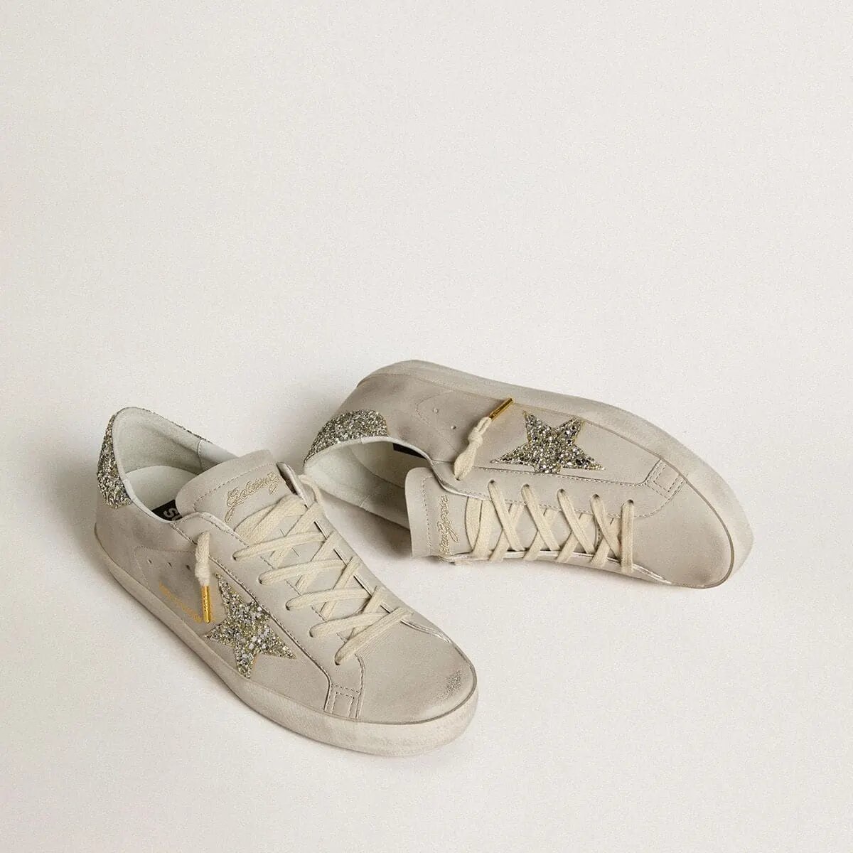 Golden Goose Super-Star In Ivory Nappa Leather With Platinum Glitter Star And Heel Tab Golden Goose Super-Star In Ivory Nappa Leather With Platinum Glitter Star And Heel Tab