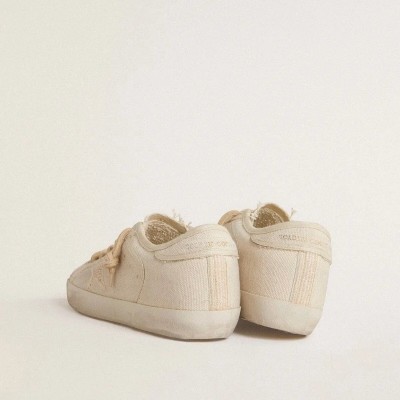 Golden Goose Super-Star In Pearl-Colored Canvas With A Tone-On-Tone Mesh Effect Star Golden Goose Super-Star In Pearl-Colored Canvas With A Tone-On-Tone Mesh Effect Star