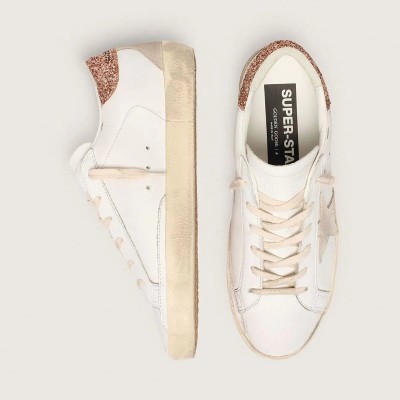 Golden Goose Super-Star With A Suede Star And Peach-Pink Glitter Heel Tab Golden Goose Super-Star With A Suede Star And Peach-Pink Glitter Heel Tab