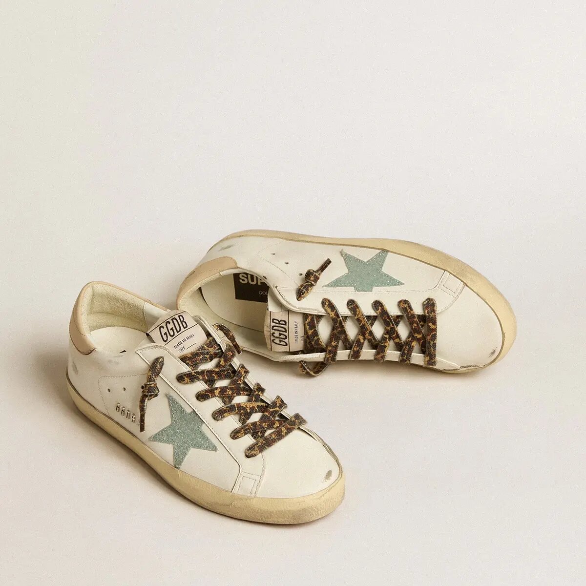 Golden Goose Super-Star With Gray Glitter Star And Nude Leather Heel Tab Golden Goose Super-Star With Gray Glitter Star And Nude Leather Heel Tab