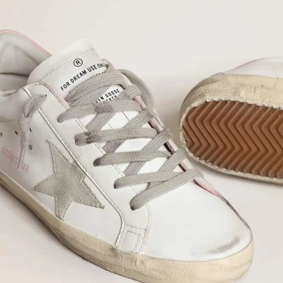 Golden Goose Super-Star With Gray Suede Star And Pink Leather Heel Tab Golden Goose Super-Star With Gray Suede Star And Pink Leather Heel Tab