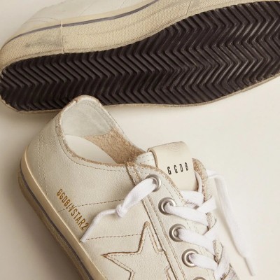 Golden Goose V-Star In Vintage Effect Leather Golden Goose V-Star In Vintage Effect Leather